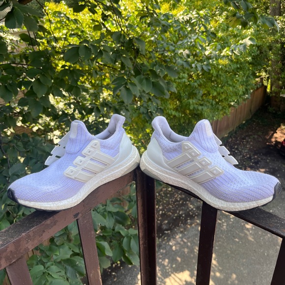 Triple White Adidas Ultraboost - Picture 2 of 4